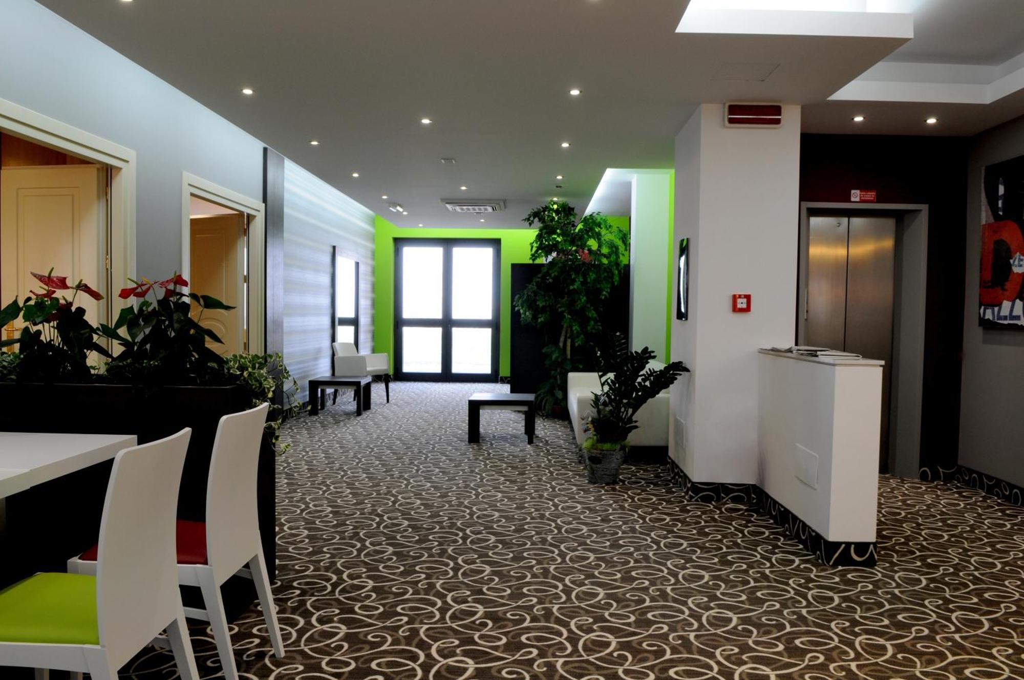 Hotel Gardenia Romano Canavese Екстер'єр фото