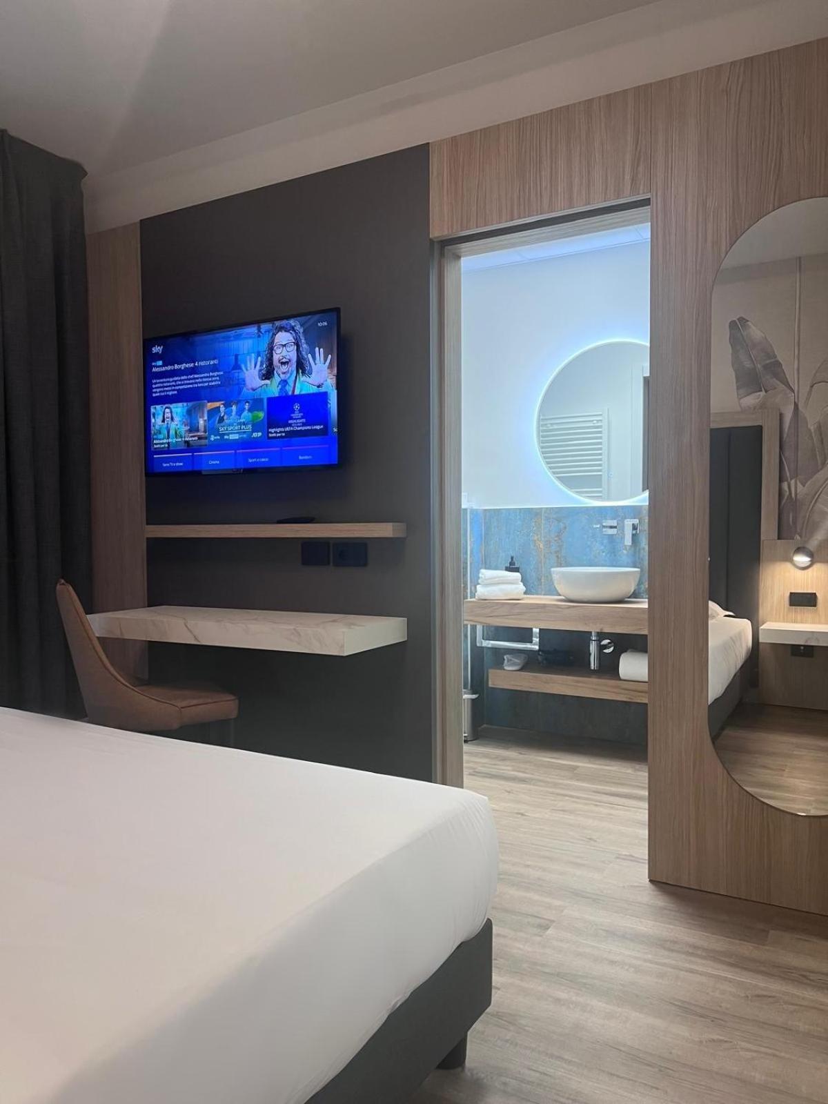 Hotel Gardenia Romano Canavese Екстер'єр фото